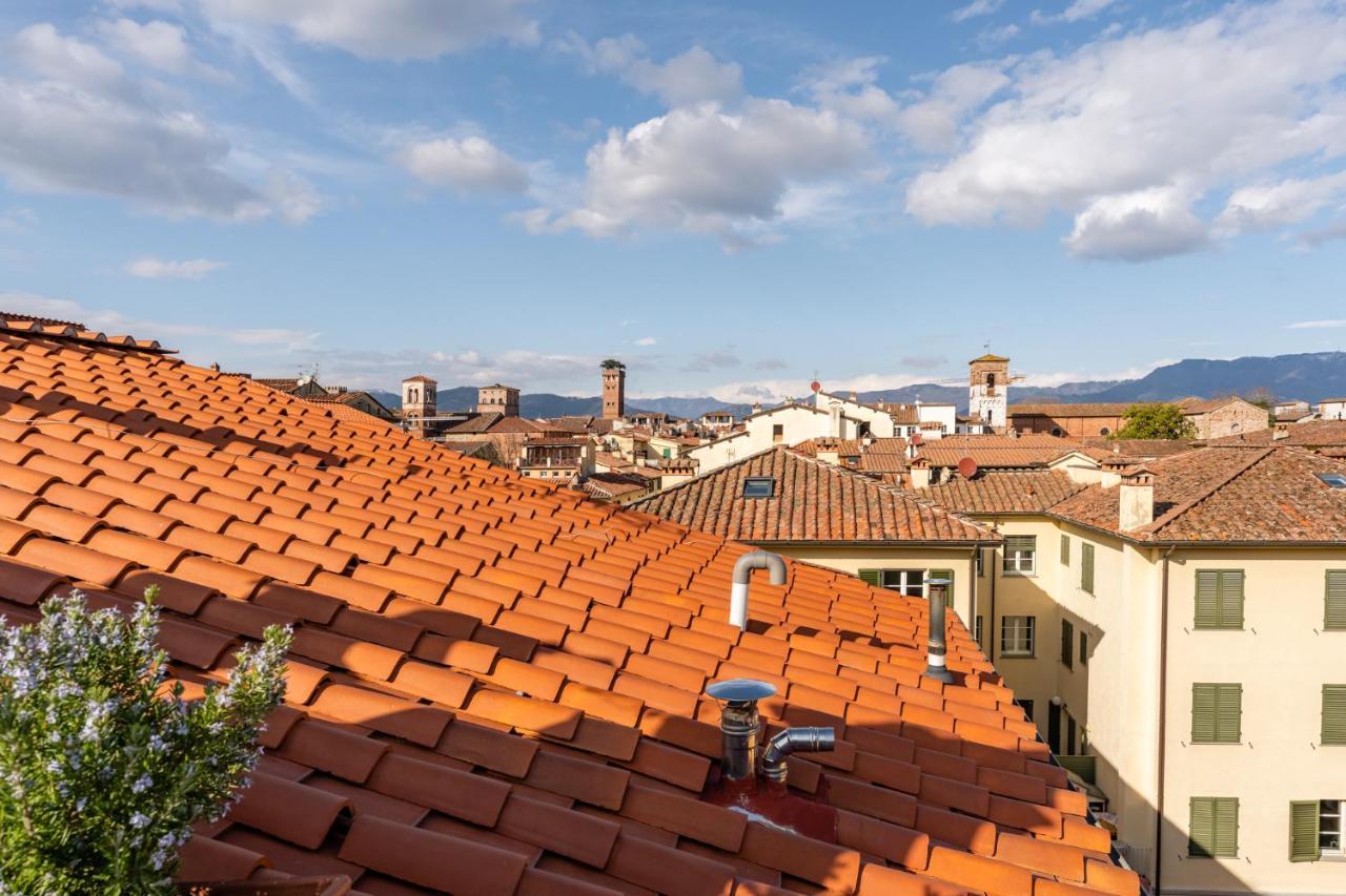 Appartement La Terrazza Di Sofia à Lucques Extérieur photo